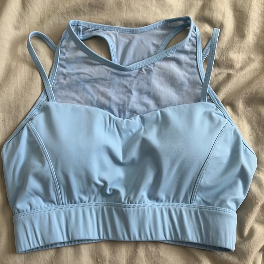{Make An Offer) NVGTN Baby Blue Movement Bra